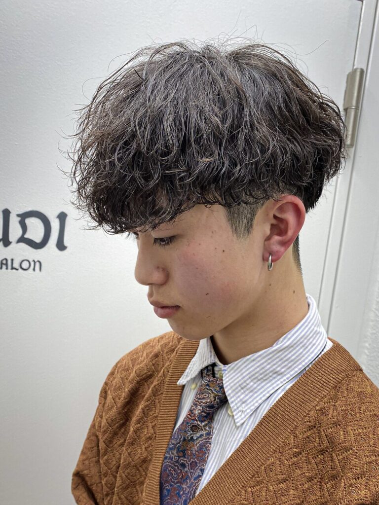 メンズツーブロック刈り上げマッシュ×波巻きツイストスパイラル