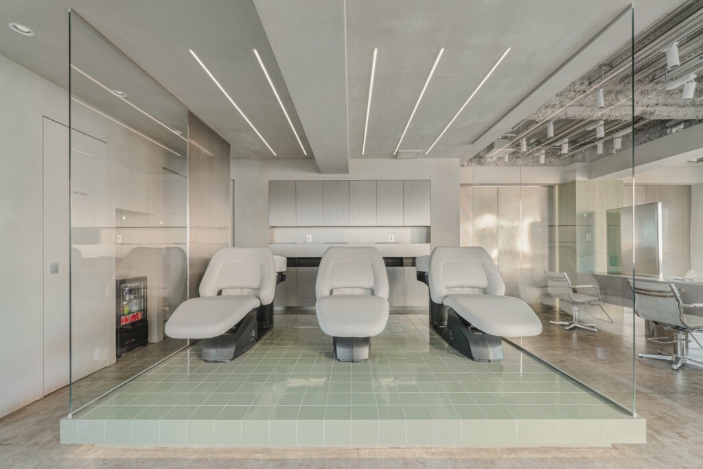 gaudi mens salon_008
